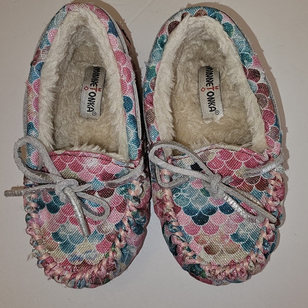 Girls Minnetonka mermaid moccasin